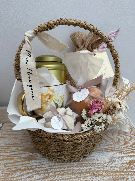 Mothers Day Teacup Hamper