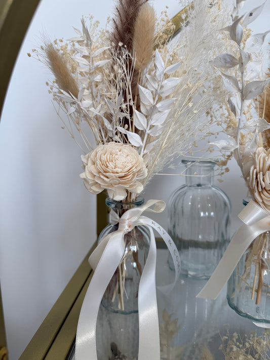 Pretty MINI dried arrangement